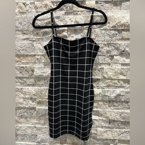 SHEIN Black and White Checkered Mini Dress has some stretch size m
